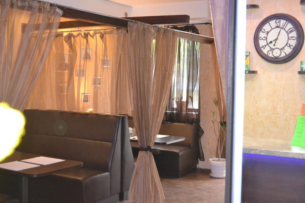 Hotel Yar Κχαρκίβ Εξωτερικό φωτογραφία
